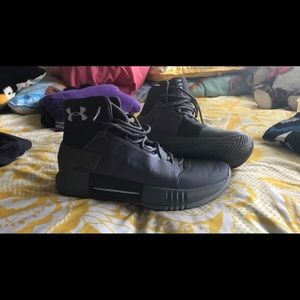 UnderArmour Basketball shoes